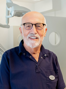 Gino Armenio, Riddarpraktiken